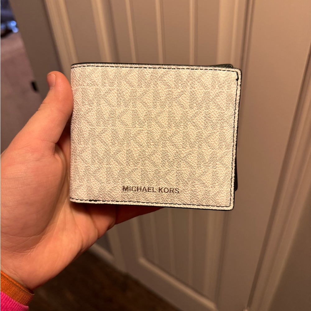 Men's Michael kors wallet